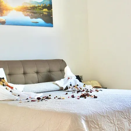 Infinity Luxury * לצנו