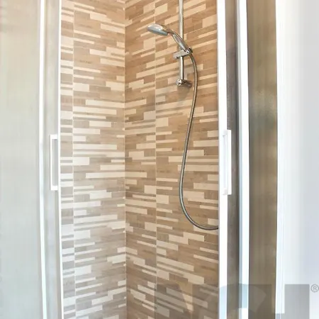 Infinity Luxury Апартаменты